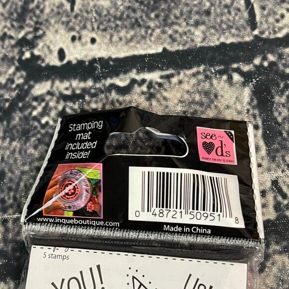 Inque Boutique 5 Piece Stamp Set Arrow LOOKY HERE! YOU! US! - Picture 5 of 6